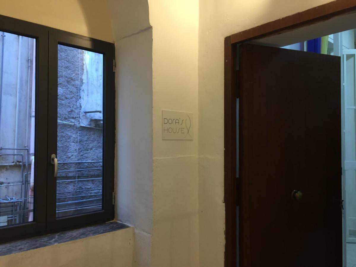 Dora'S House Hotel Napoli Bagian luar foto